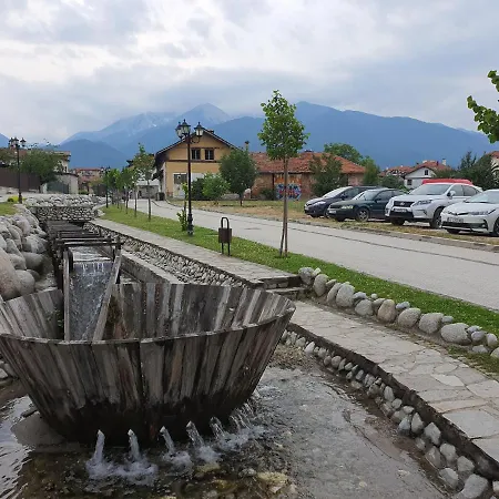 Family Vyani Bansko