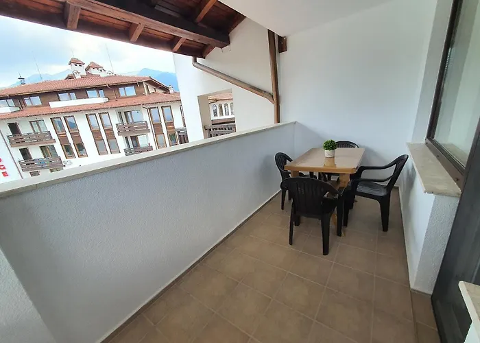 Family Vyani Apartment *